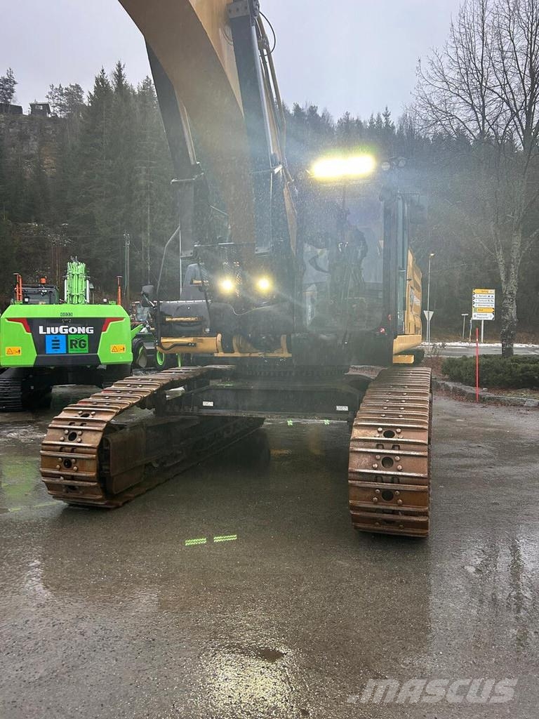 CAT 352 Escavatori cingolati