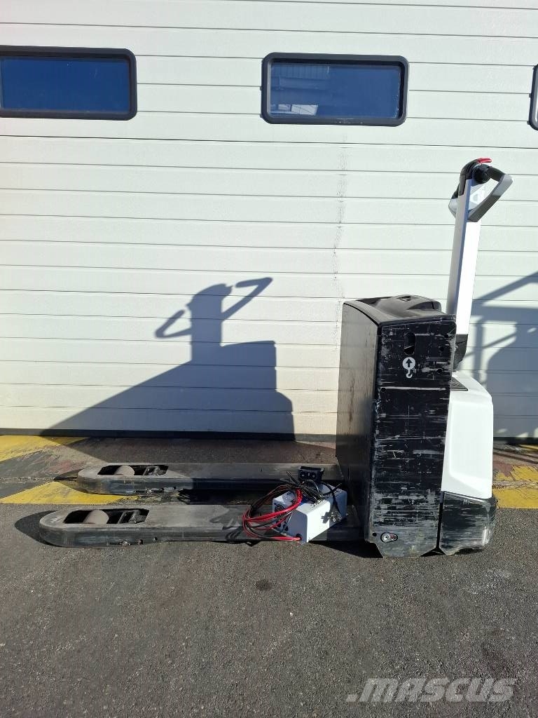 UniCarriers MDW 160 Ручные электрические тележки