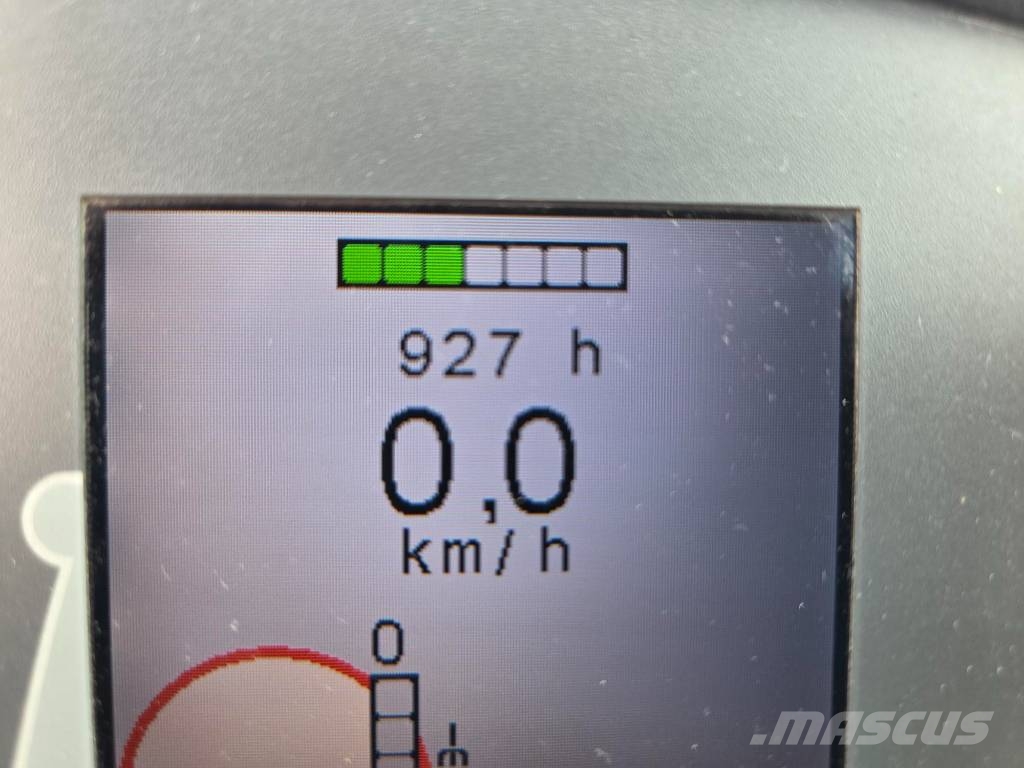 Hamm H11i, 927h, air conditioning, Deutz 85kW Egydobos hengerek