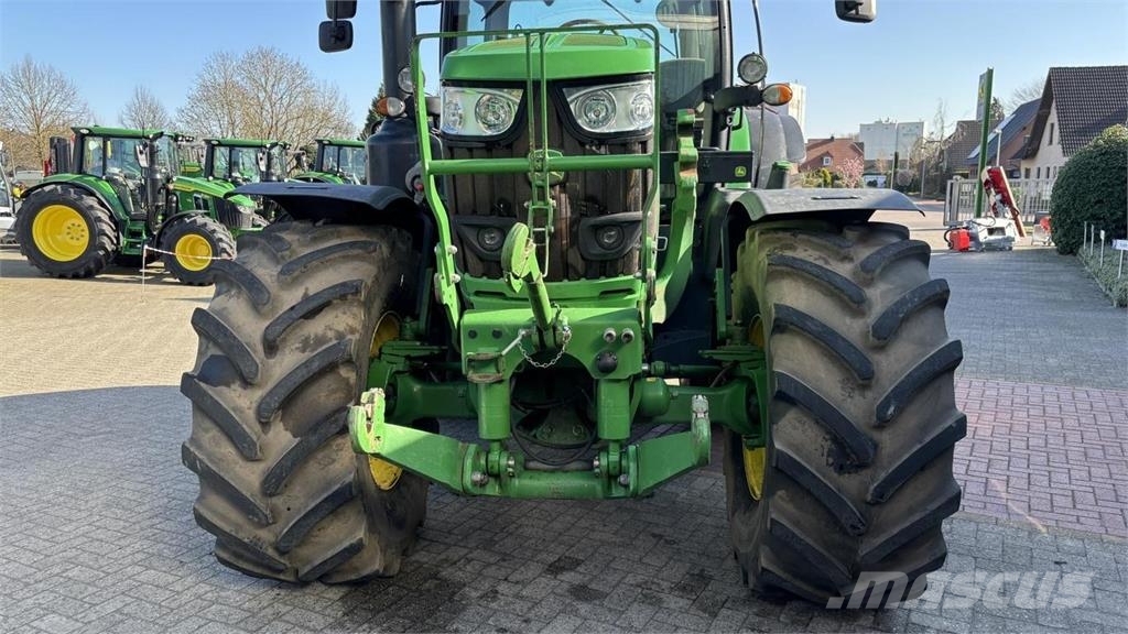 John Deere 6195R Traktori