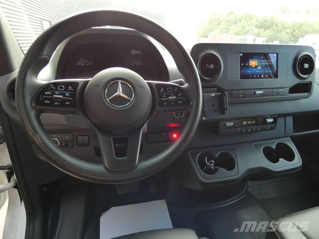 Mercedes-Benz Sprinter 519 Furgons