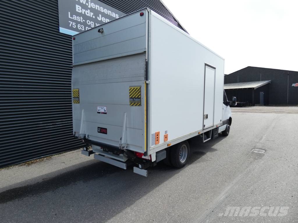 Mercedes-Benz Sprinter 519 Furgons