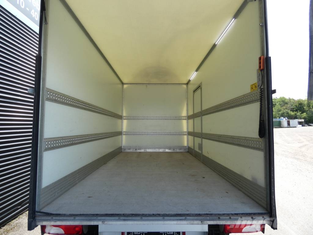 Mercedes-Benz Sprinter 519 Furgons