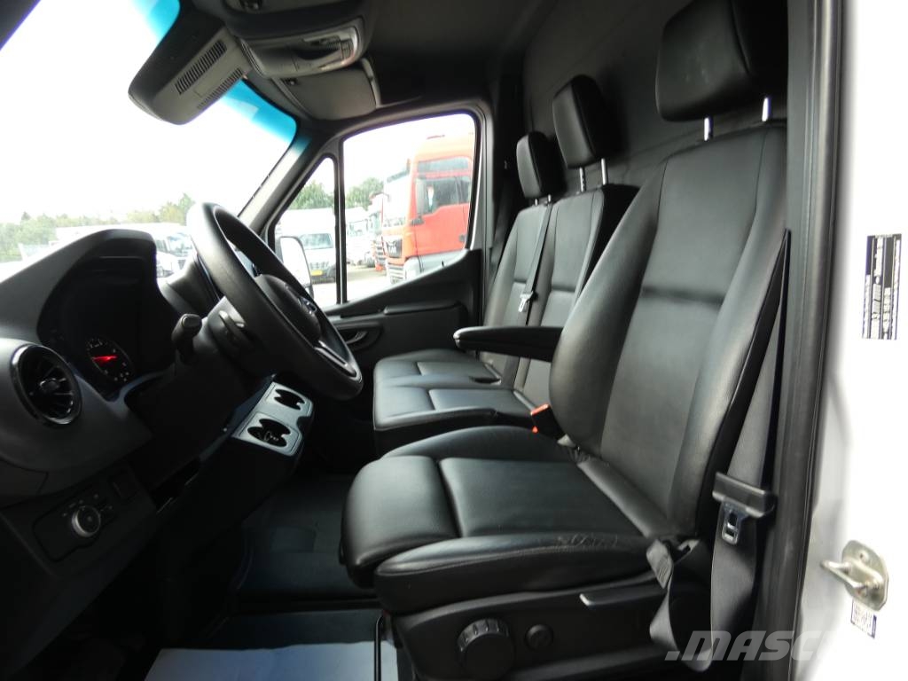 Mercedes-Benz Sprinter 519 Furgons