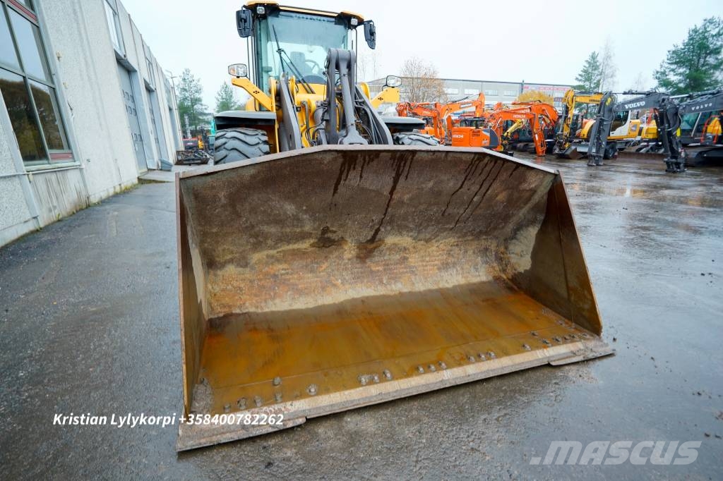 Volvo L110H STAGE V VÄHÄN AJETTU Pyöräkuormaajat