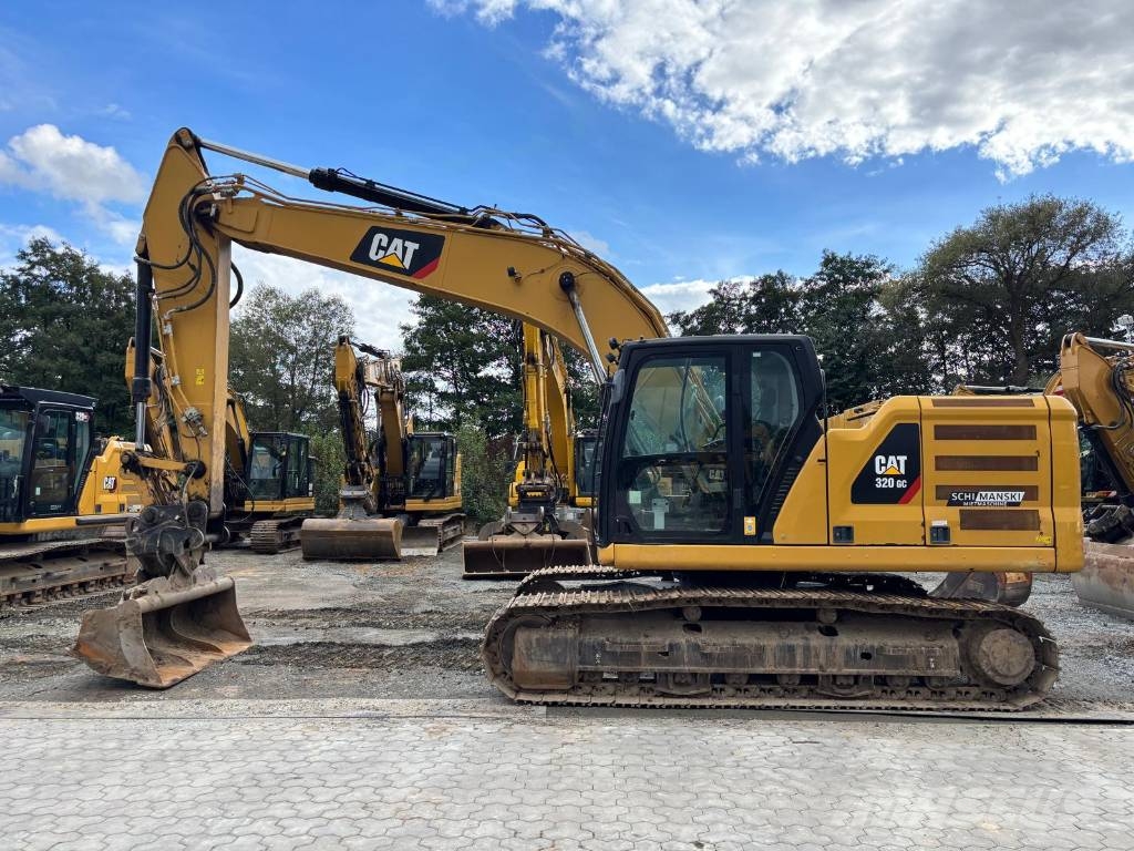 CAT 320 Crawler excavators