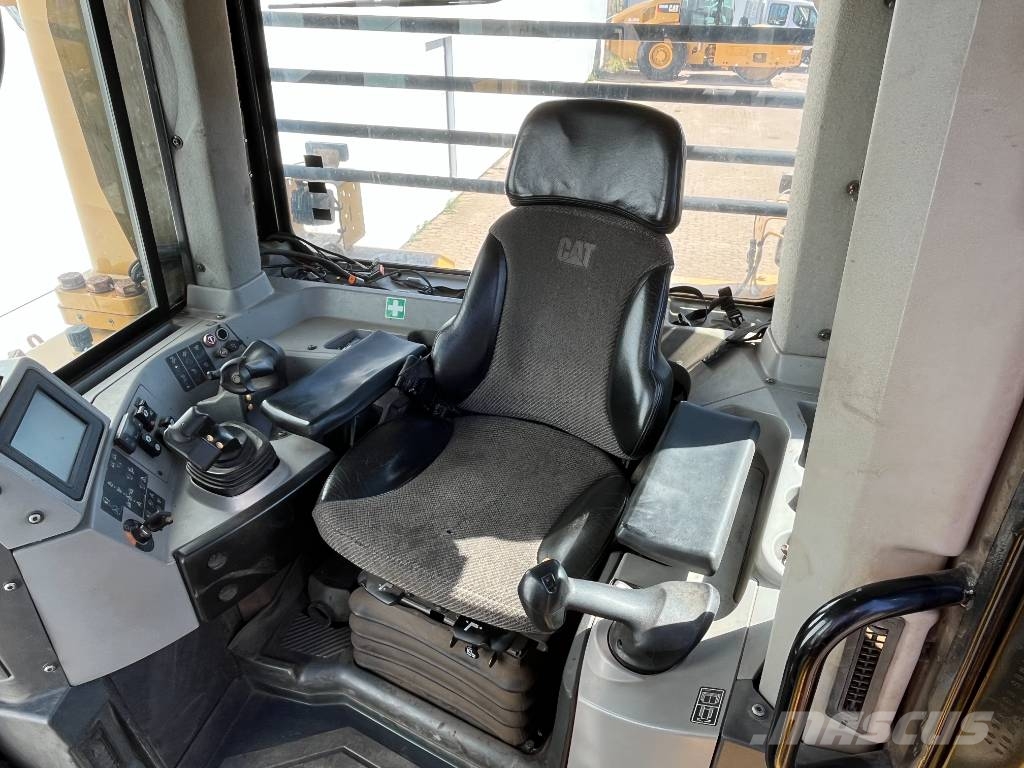 CAT D8T LGP - GERMAN / Top Condition! Μπουλντόζες με ερπύστριες