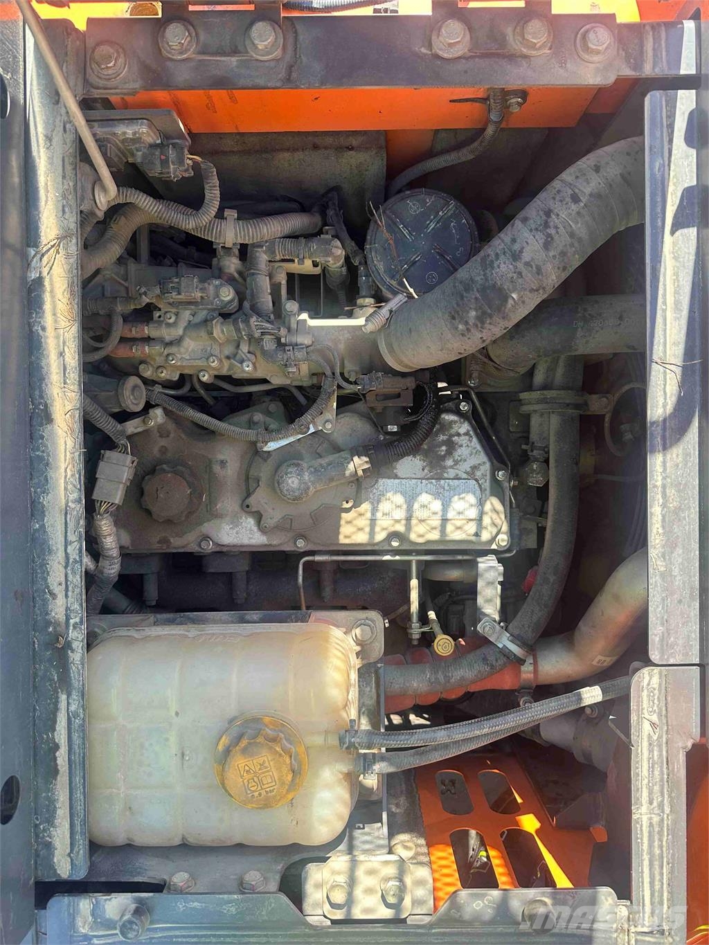 Doosan DX140LCR-5 履带挖掘机