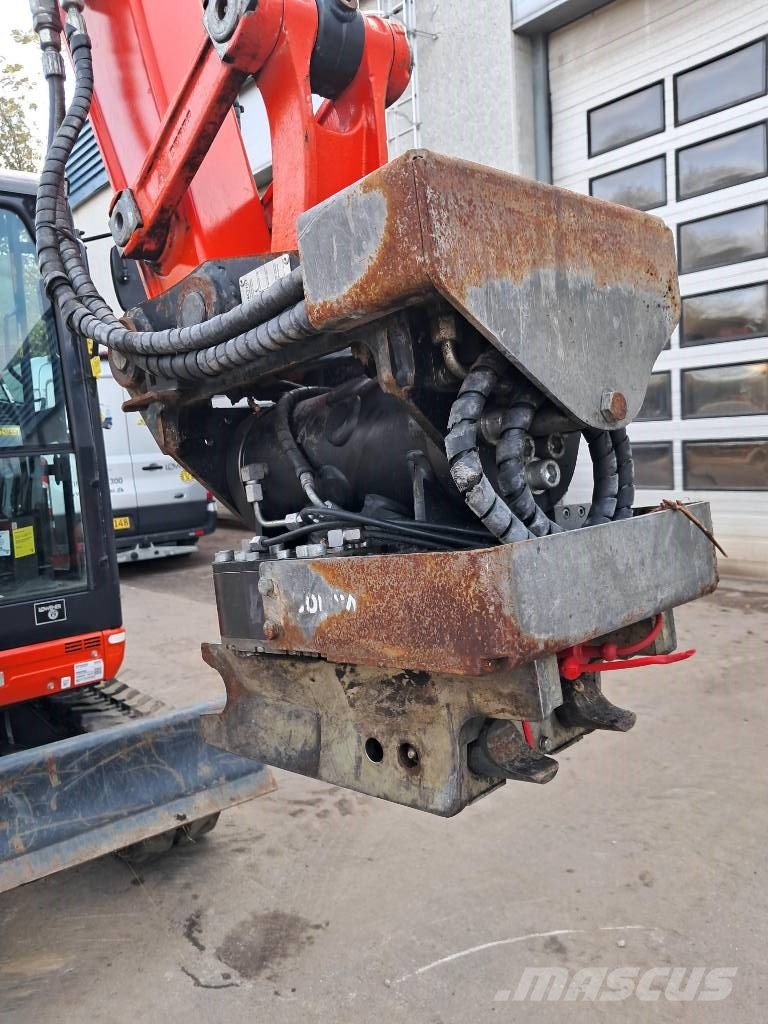 Kubota U 27-4 حفارات صغيرة أقل من 7 طن (حفارات صغيرة)