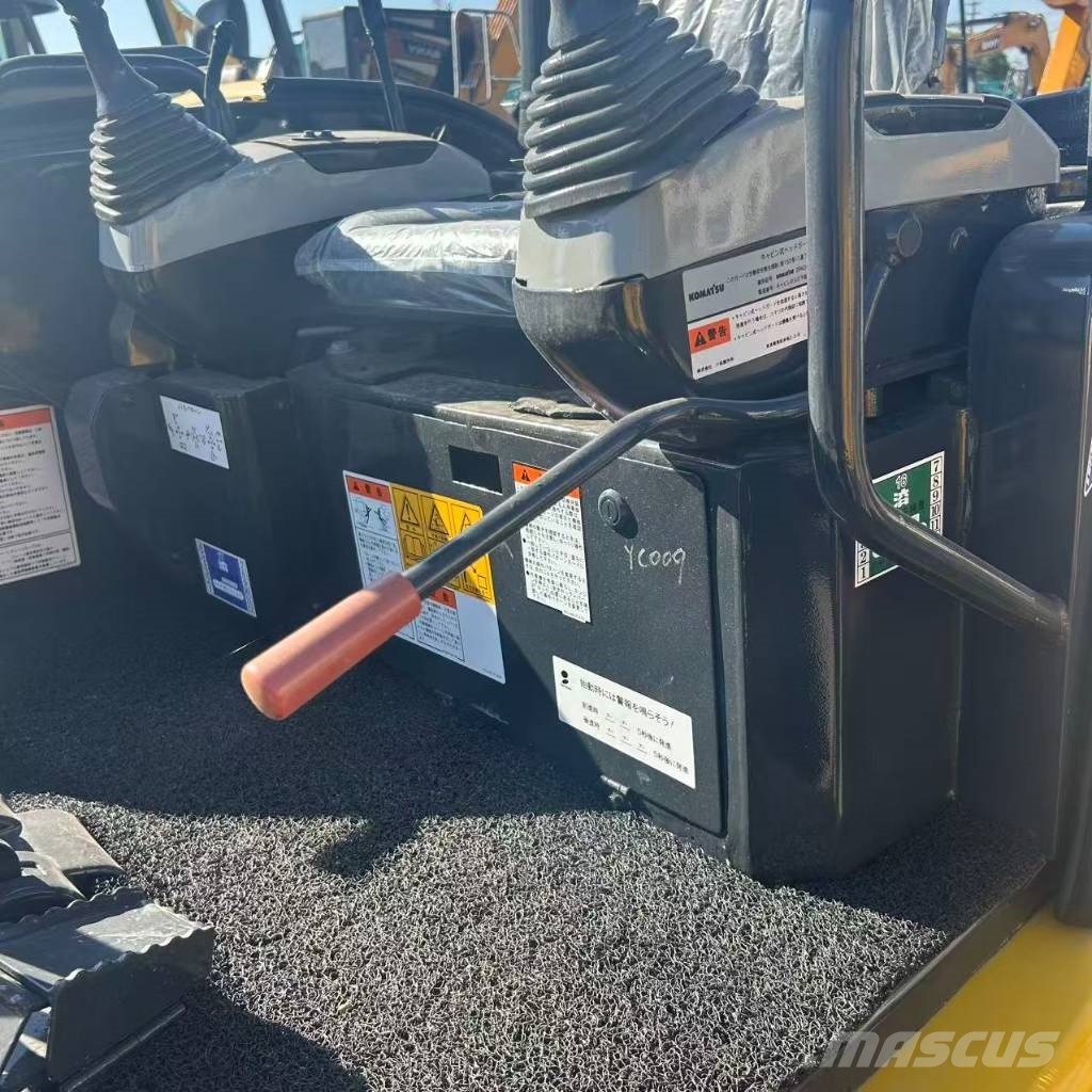 Komatsu PC 30 MR-3 Εκσκαφάκι (διαβολάκι) < 7t