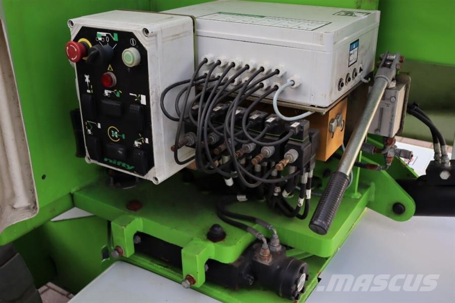 Niftylift HR17NDE HYBRIDE Hybrid Battery & Diesel, 17m Worki Zglobne dvižne ploščadi