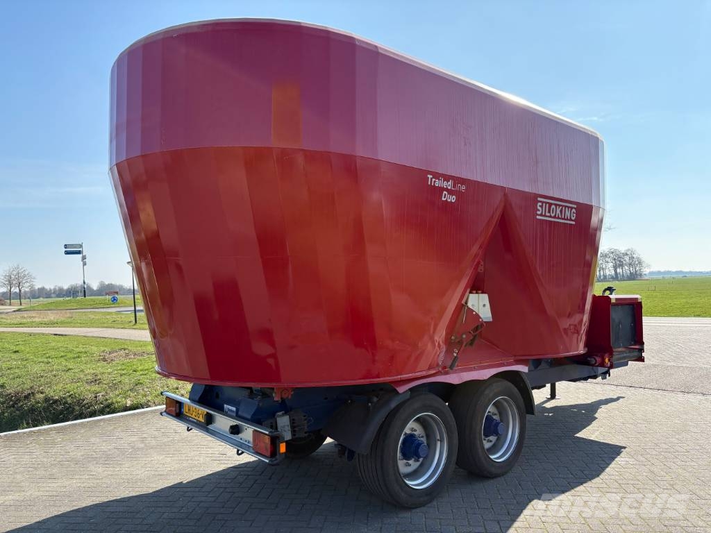 Siloking Trailed line Duo 3022-30 動物進料機
