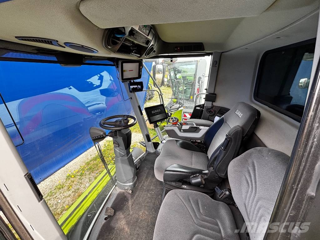 CLAAS Lexion 6700 Combine harvesters