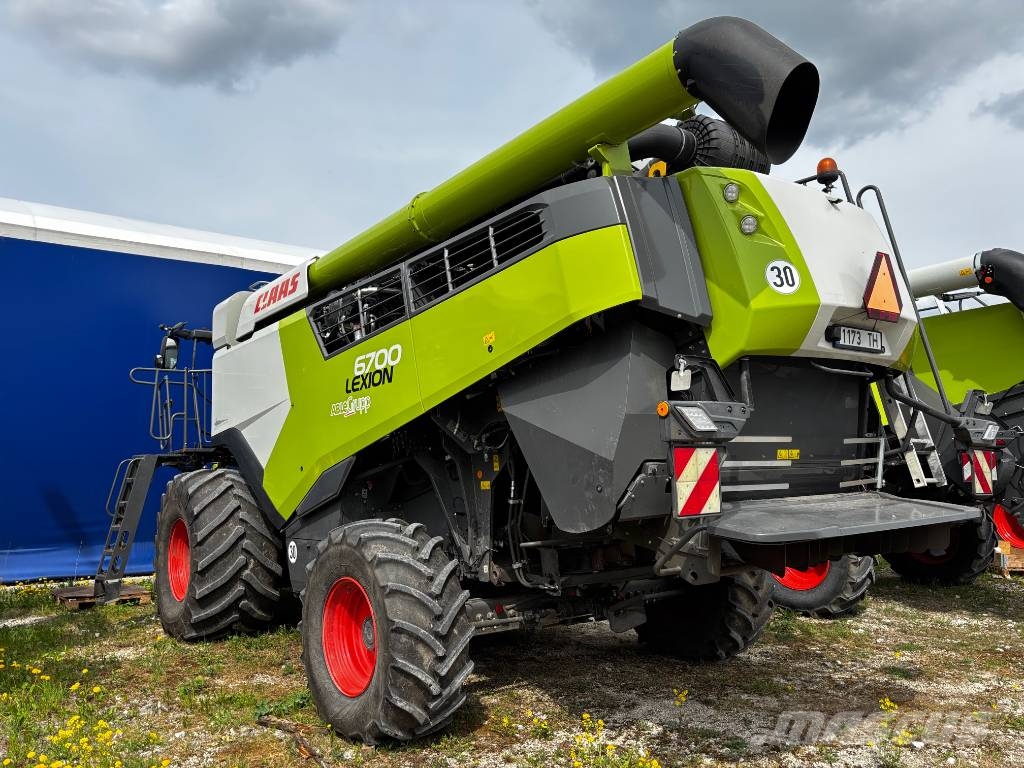 CLAAS Lexion 6700 Combine harvesters