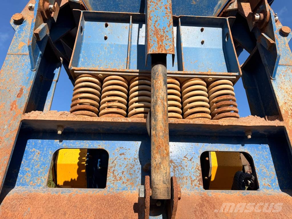 FINTEC 1107 FINTEC 1107 Mobile crushers