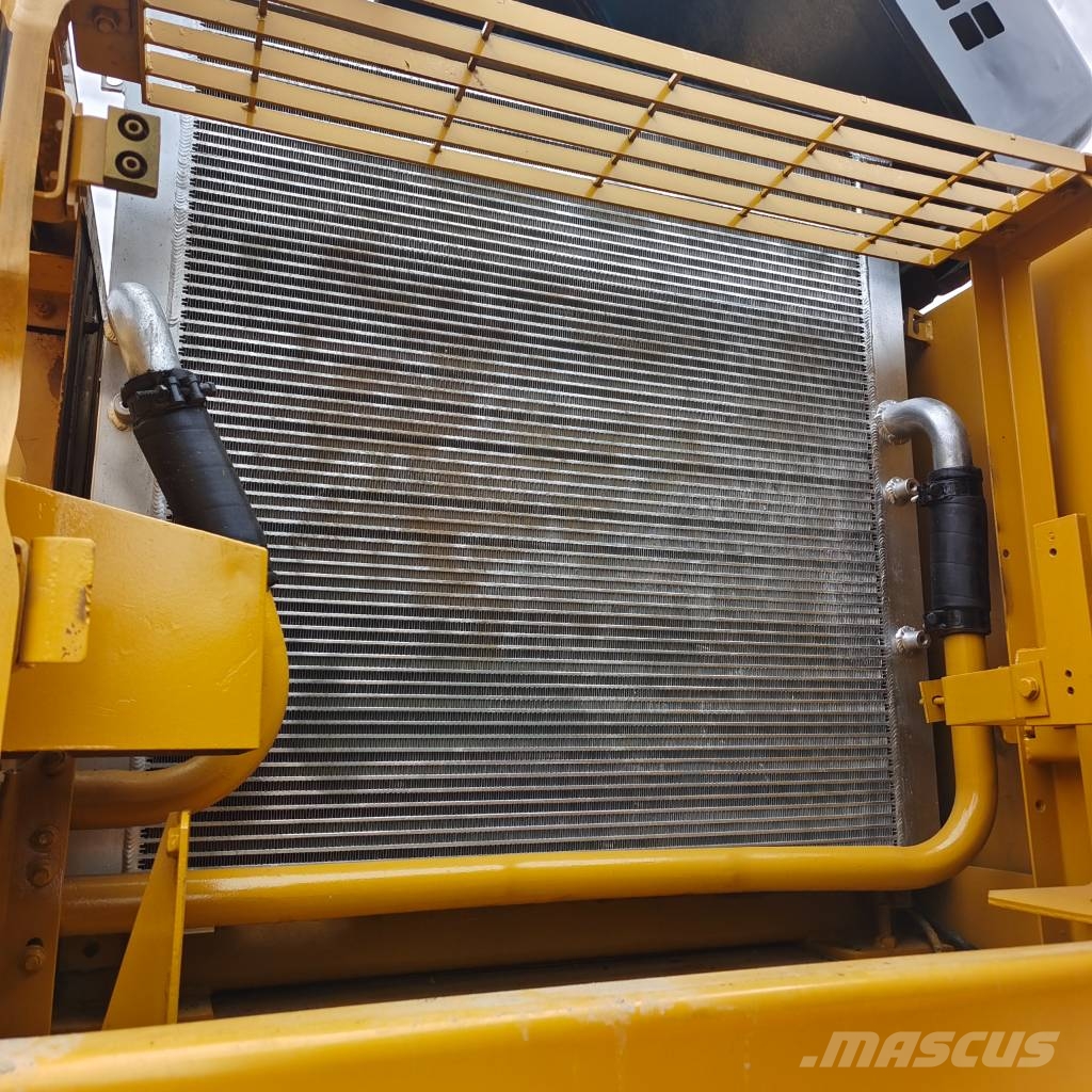 CAT 330 B L direct‑injection engine Верижен екскаватор