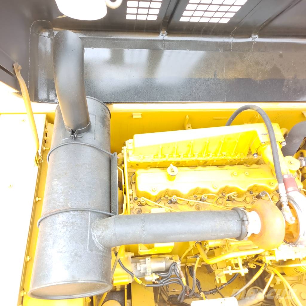CAT 330 B L direct‑injection engine Верижен екскаватор