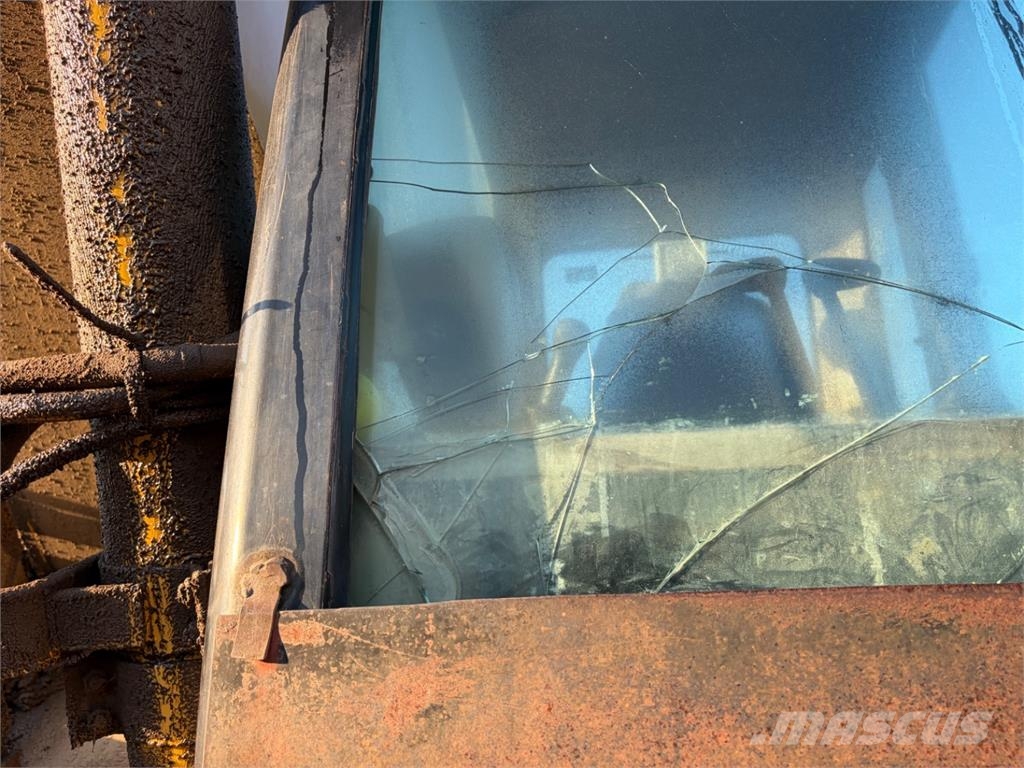 CAT 325C L معدات البناء - غير ذلك