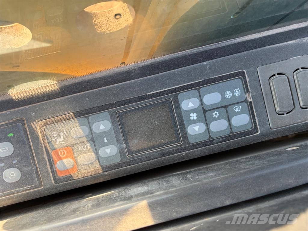 CAT 325C L معدات البناء - غير ذلك