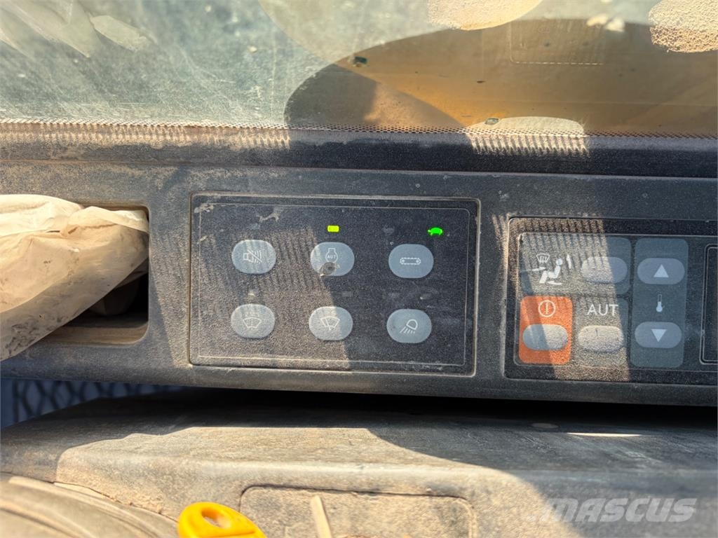 CAT 325C L معدات البناء - غير ذلك