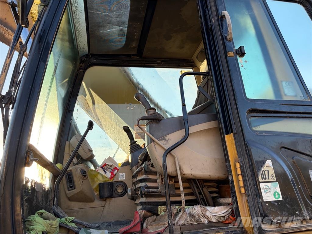CAT 325C L معدات البناء - غير ذلك