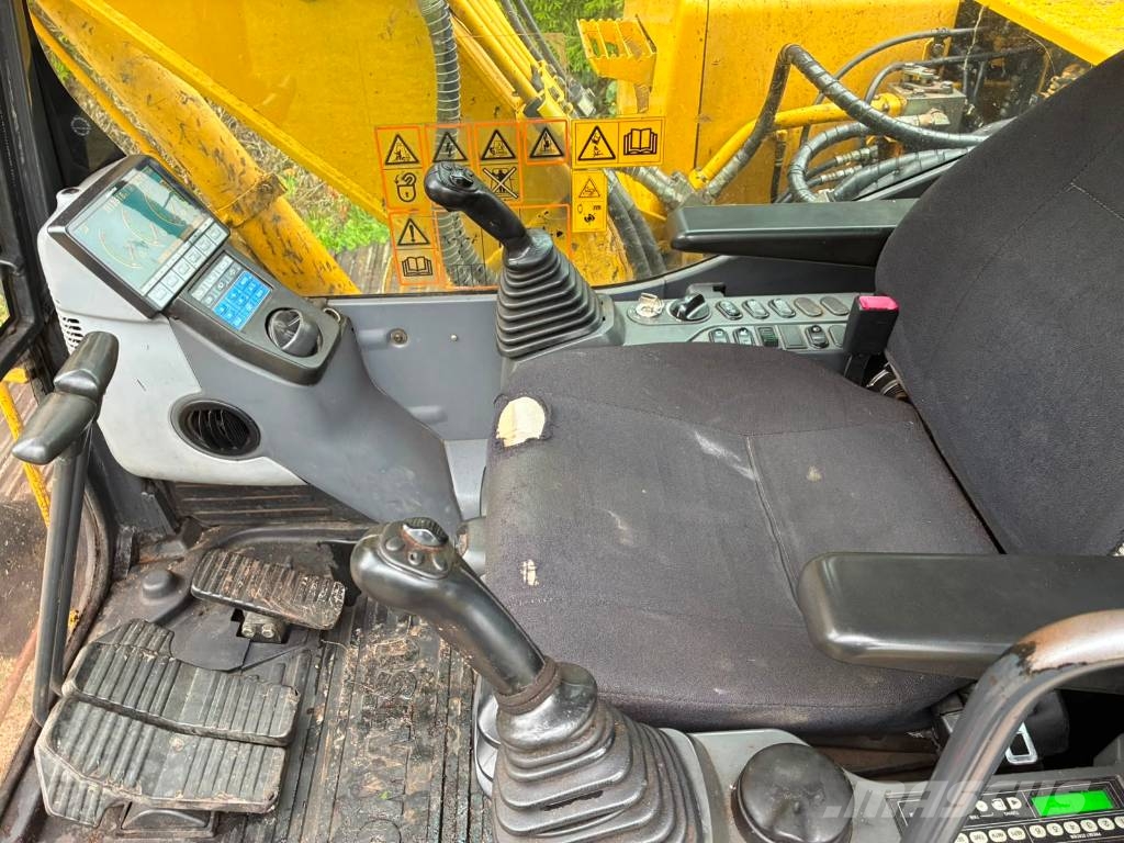 Komatsu PC 130-8 Bog Master Vikšriniai ekskavatoriai