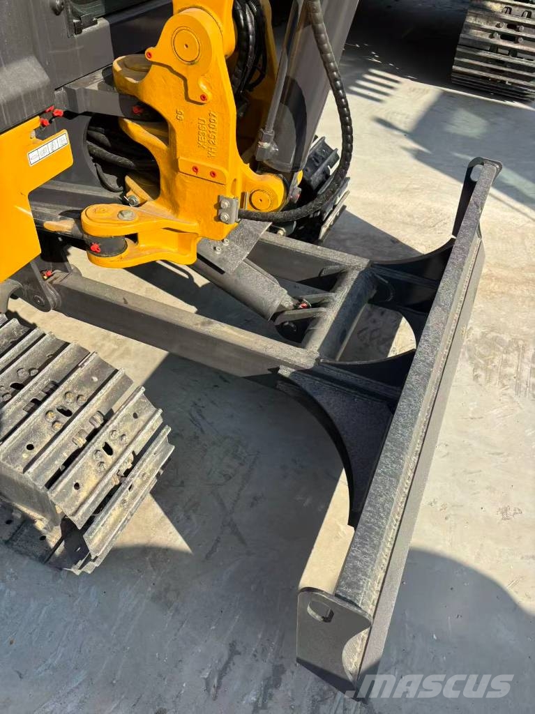 XCMG XC 35 U Lánctalpas kotrók