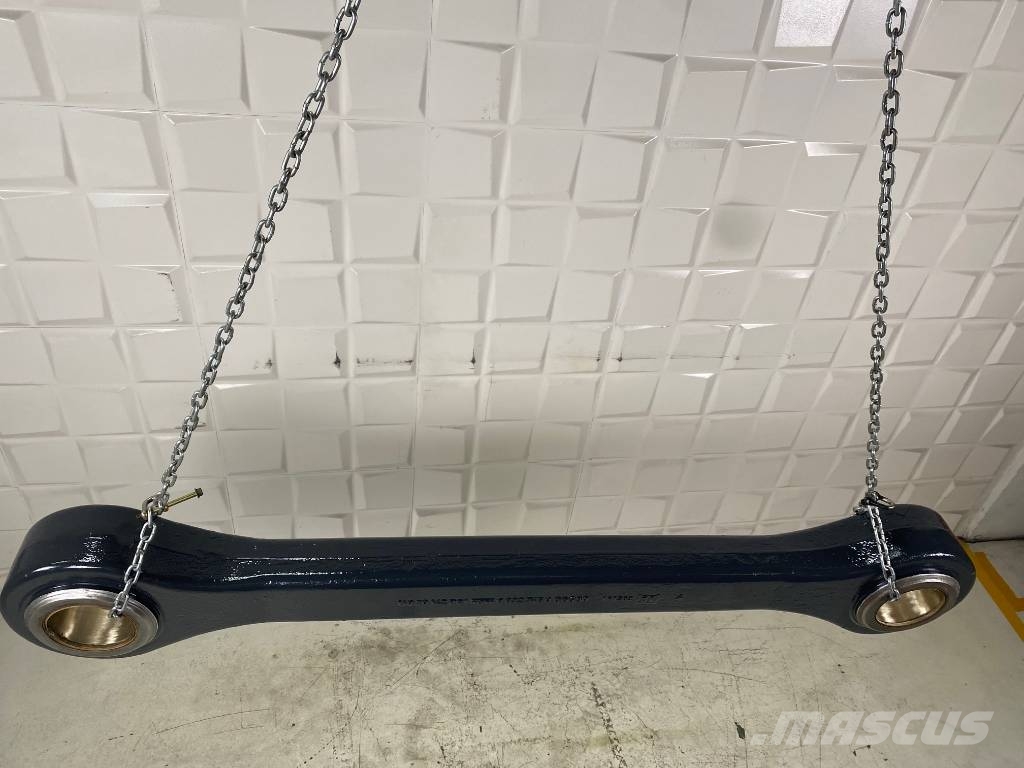 Volvo L 220 E BIELA DE VOLTEO / TILT LINK 11108004 Saseler