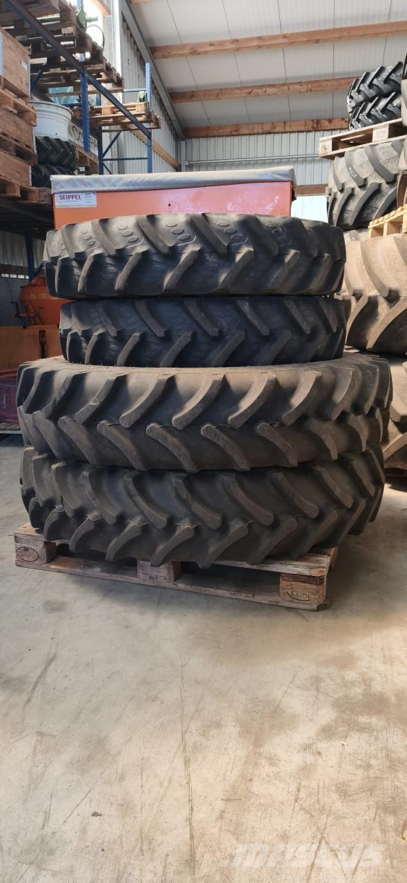 BKT R 250/85R28 Gume, točkovi i felne