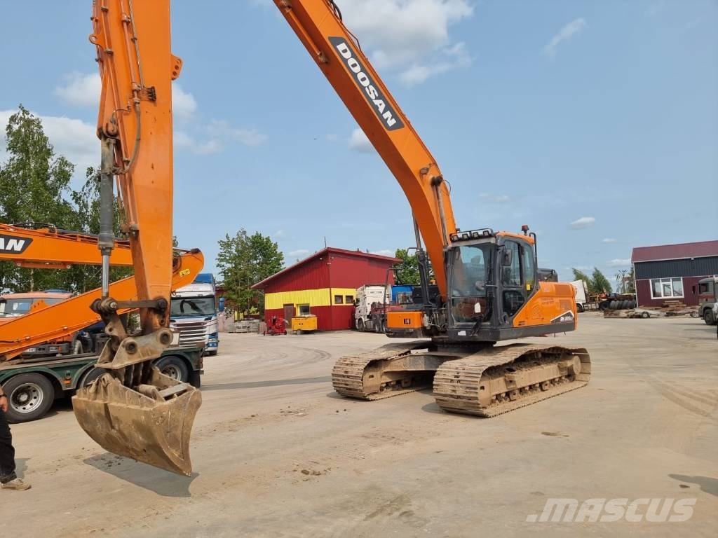 Doosan DX 225 LC-7 LONG Excavadoras sobre orugas
