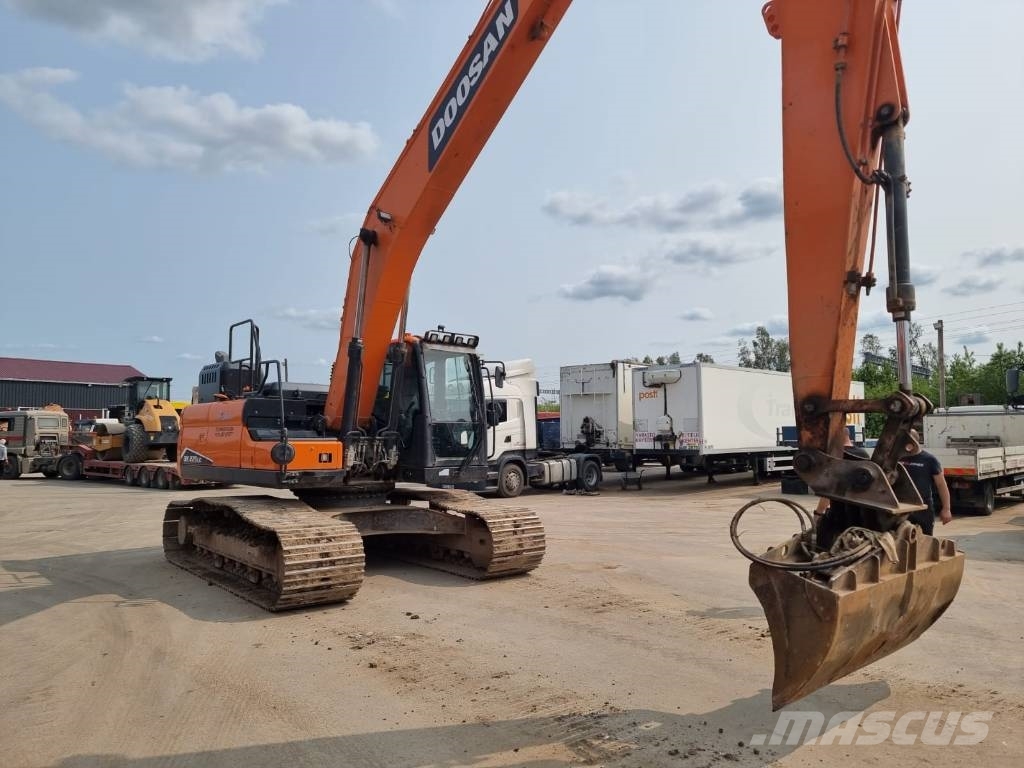 Doosan DX 225 LC-7 LONG Excavadoras sobre orugas