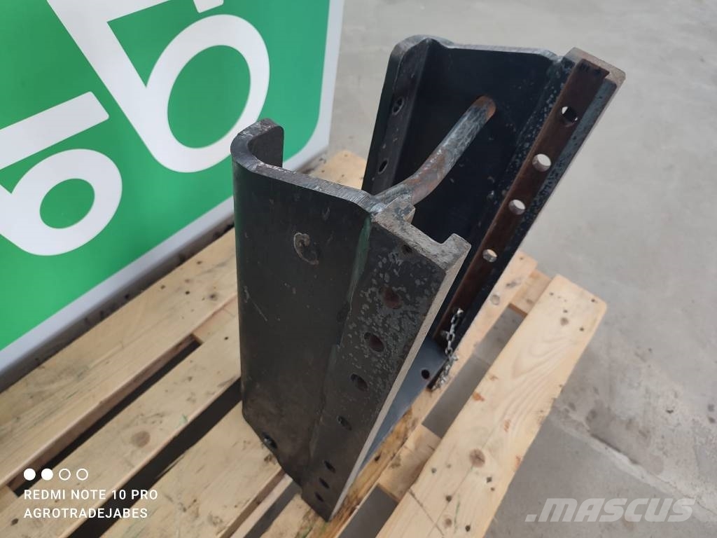 Deutz-Fahr 430 GS Agrofarm hitch rail Chassis e suspensões