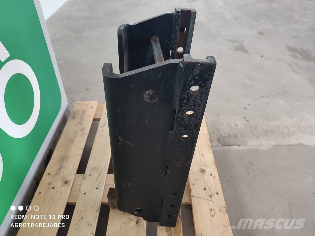 Deutz-Fahr 430 GS Agrofarm hitch rail Chassis e suspensões