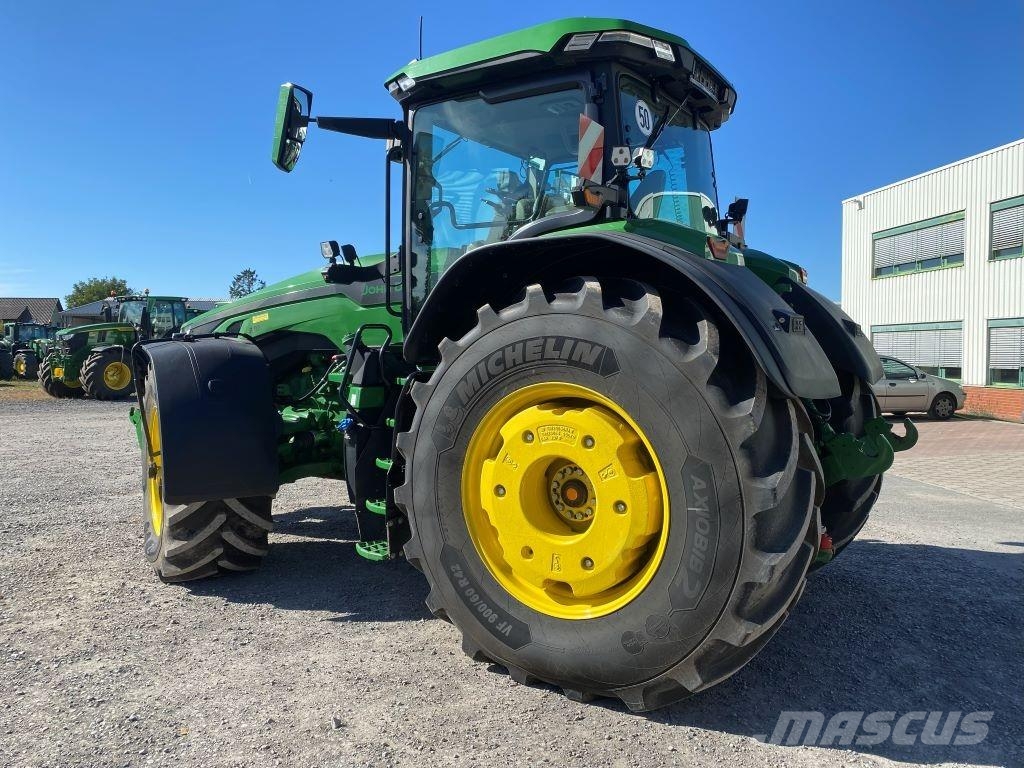 John Deere 8R 370 Traktoren