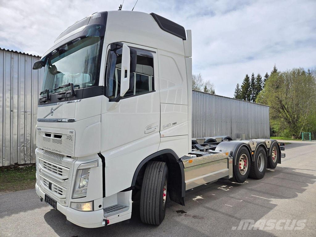 Volvo FH540 8x2 PTO Camiones con chasís y cabina