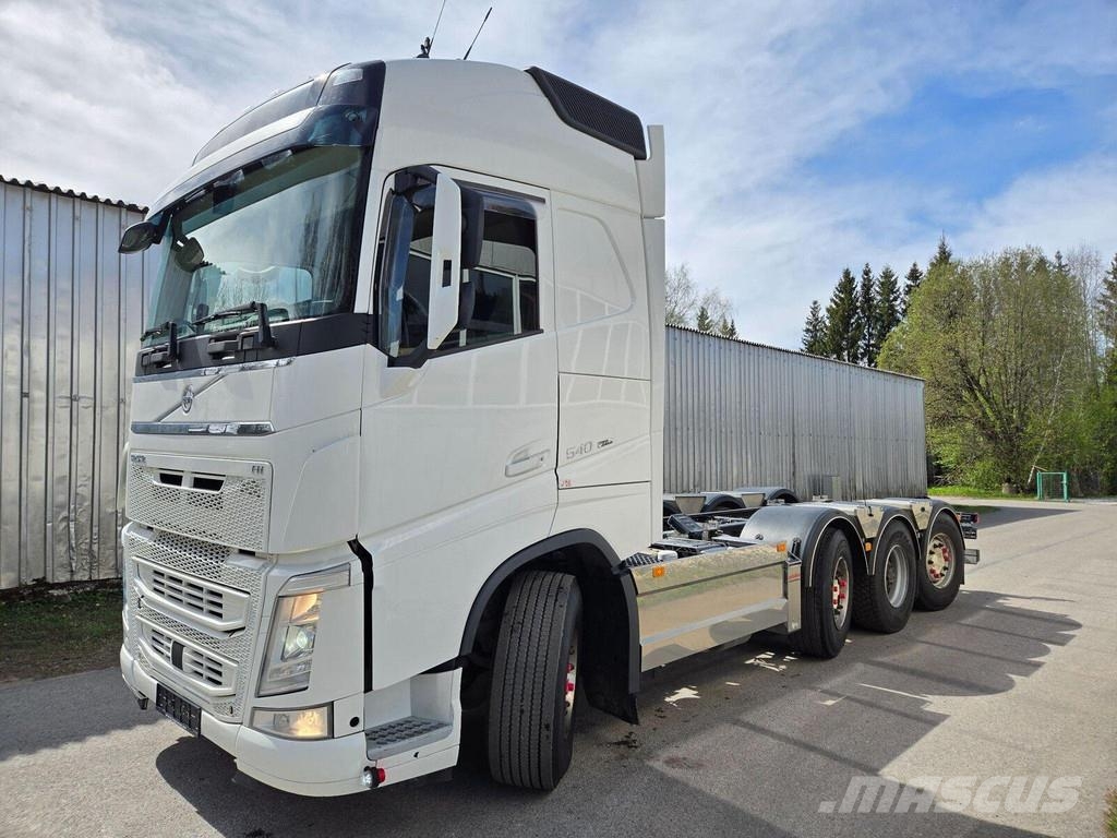 Volvo FH540 8x2 PTO Camiones con chasís y cabina