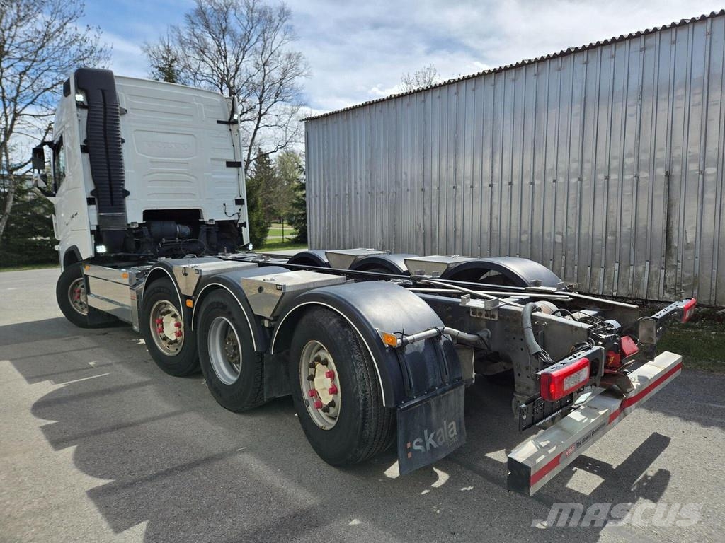 Volvo FH540 8x2 PTO Camiones con chasís y cabina