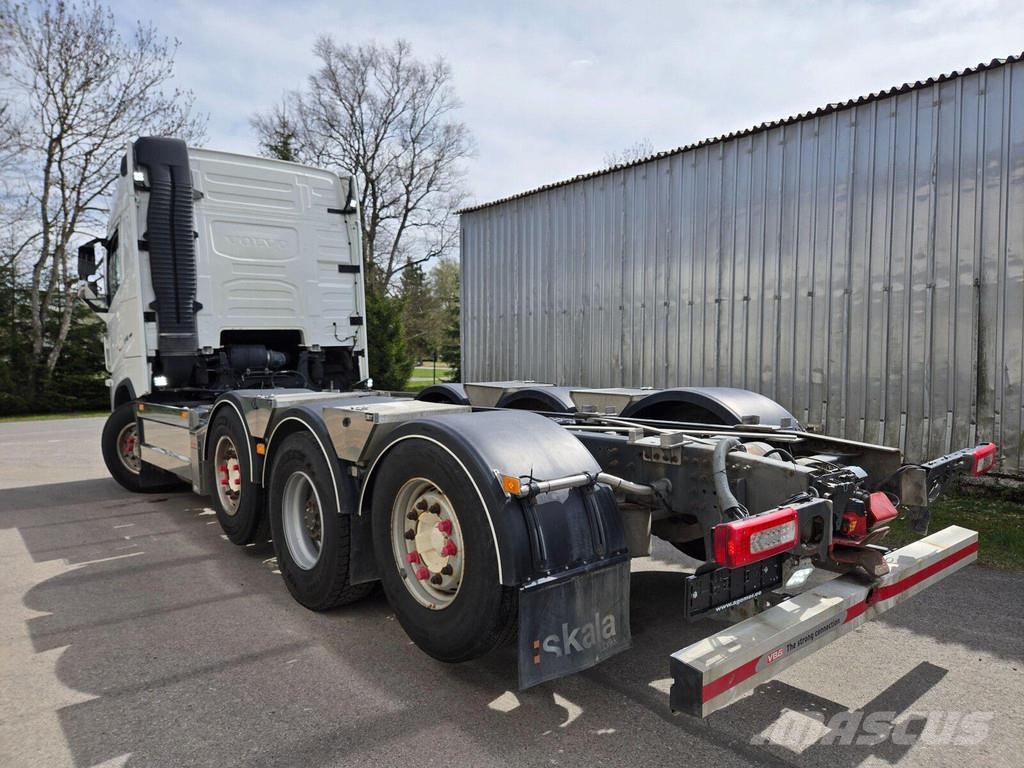 Volvo FH540 8x2 PTO Camiones con chasís y cabina