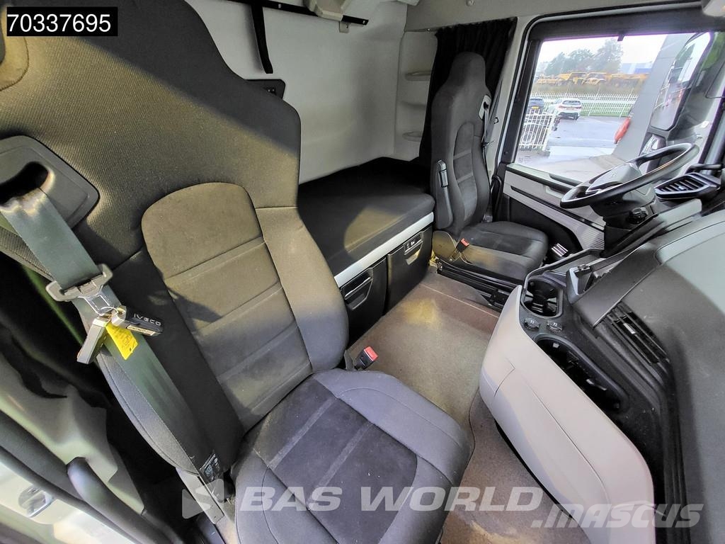Iveco S-Way 460 4X2 Mega 2x Tanks Standklima Navi ACC Tahače