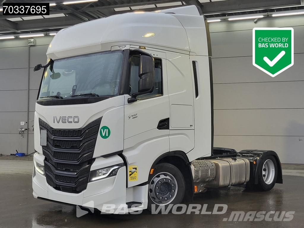 Iveco S-Way 460 4X2 Mega 2x Tanks Standklima Navi ACC Tahače