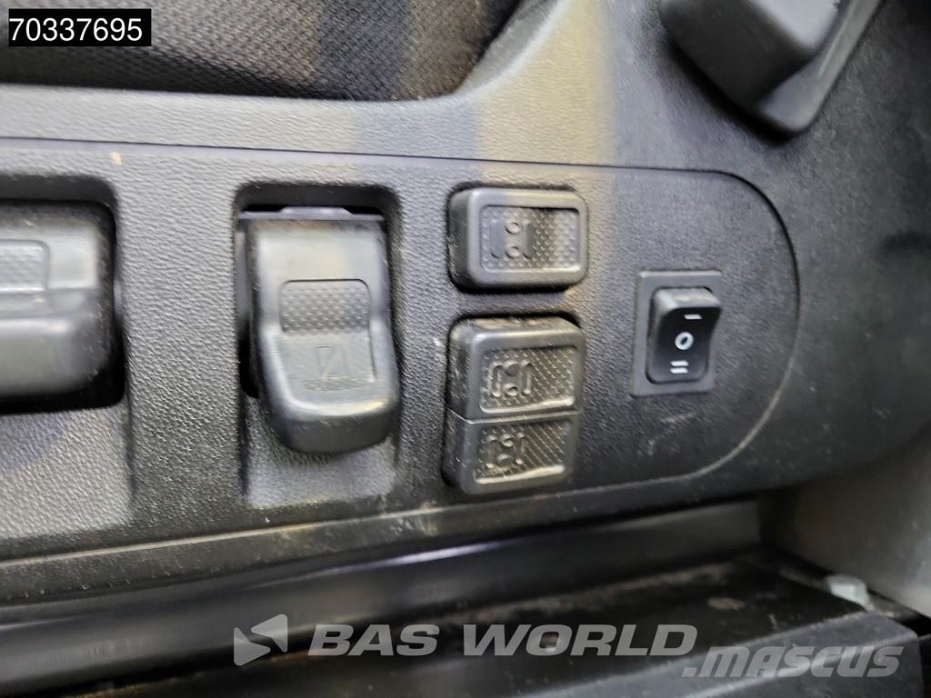 Iveco S-Way 460 4X2 Mega 2x Tanks Standklima Navi ACC Tahače