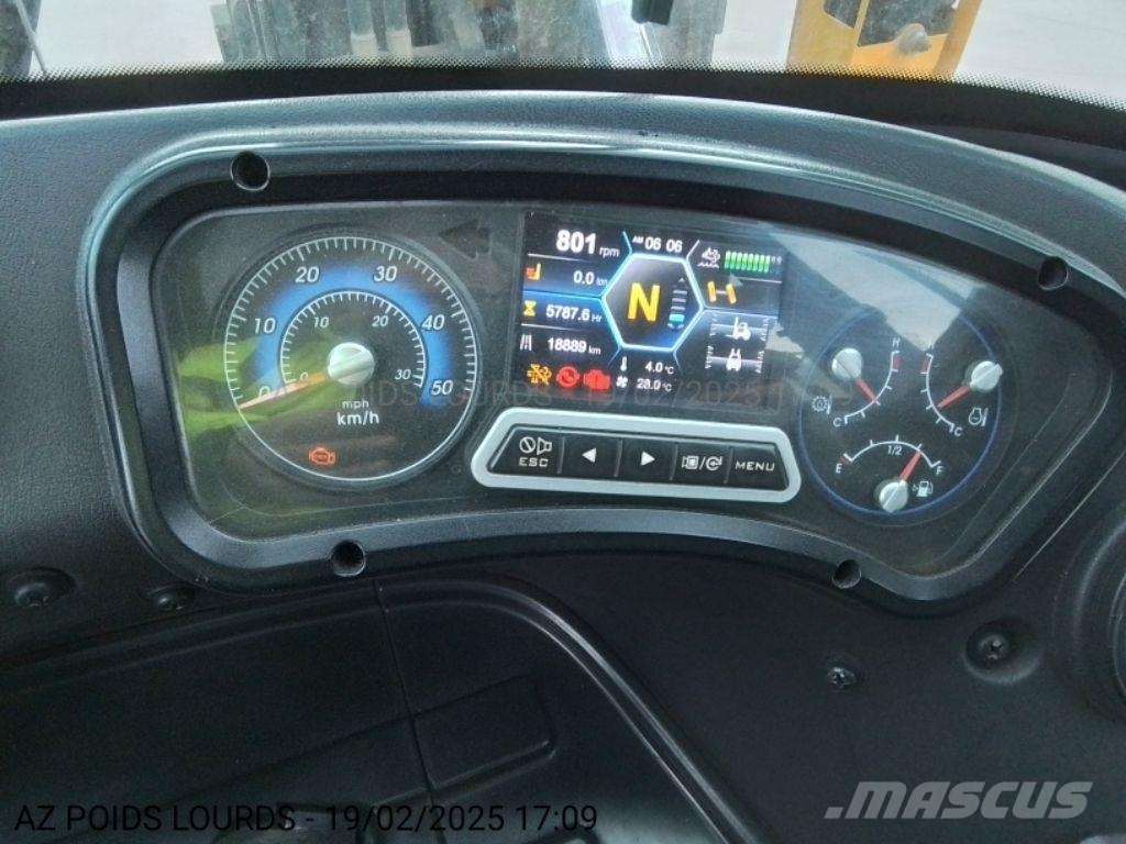 Hyundai 160D-9L Meeneemheftrucks