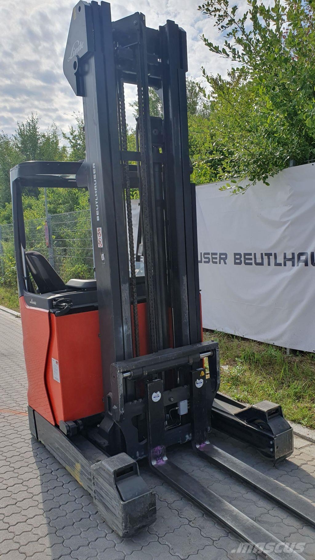 Linde R14 Schubmaststapler