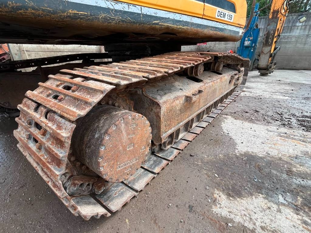 Hyundai HX 330 Kāpurķēžu ekskavatori