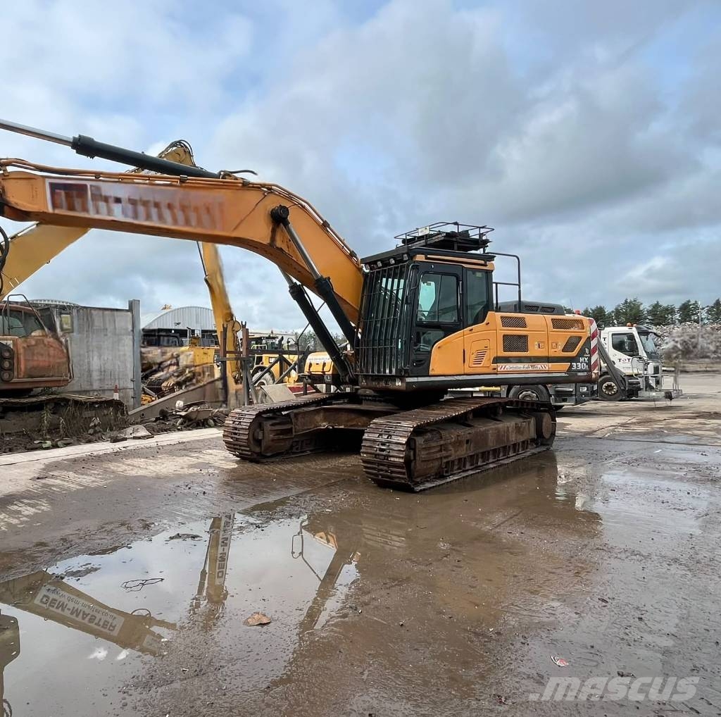 Hyundai HX 330 Kāpurķēžu ekskavatori