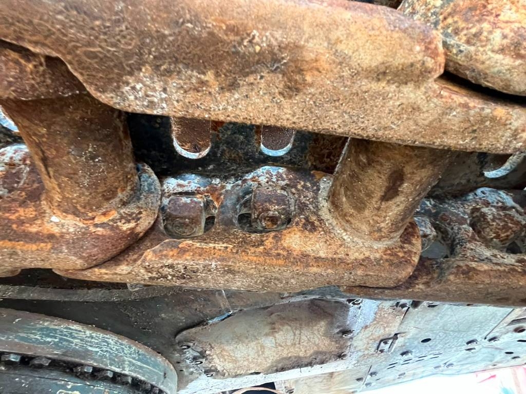 Hyundai HX 330 Kāpurķēžu ekskavatori