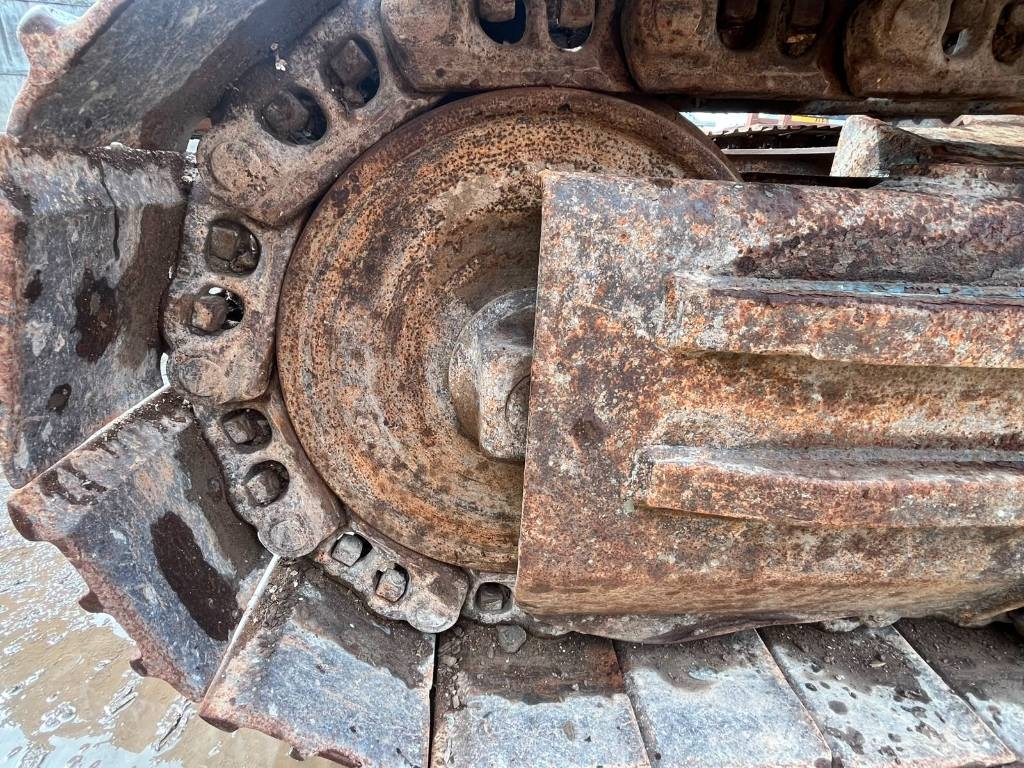 Hyundai HX 330 Kāpurķēžu ekskavatori