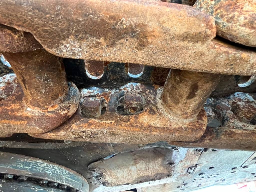 Hyundai HX 330 Kāpurķēžu ekskavatori
