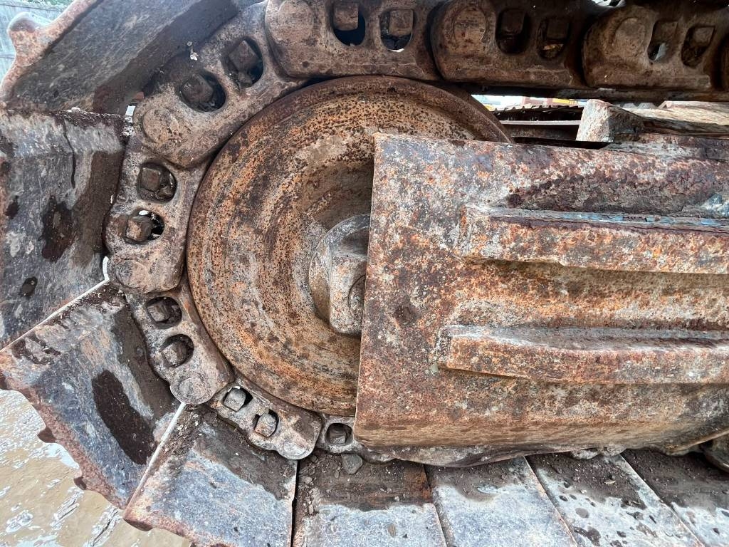 Hyundai HX 330 Kāpurķēžu ekskavatori