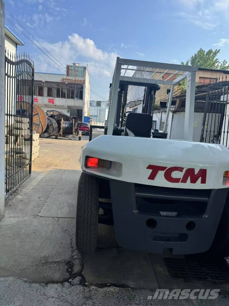 TCM FD 100 Дизельные погрузчики
